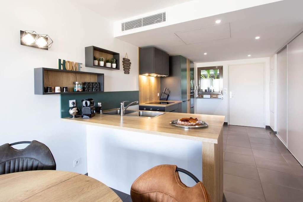 דירות אנטיב A7- 2 Bdr Sea & Mountain View - Ac, Parking, Pool & Terrace מראה חיצוני תמונה