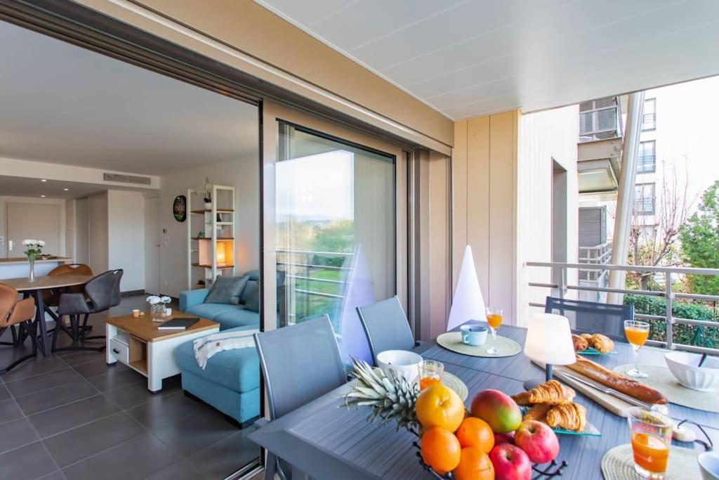 דירות אנטיב A7- 2 Bdr Sea & Mountain View - Ac, Parking, Pool & Terrace מראה חיצוני תמונה